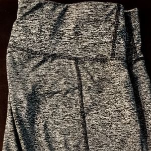 Xersion Crop Leggings
